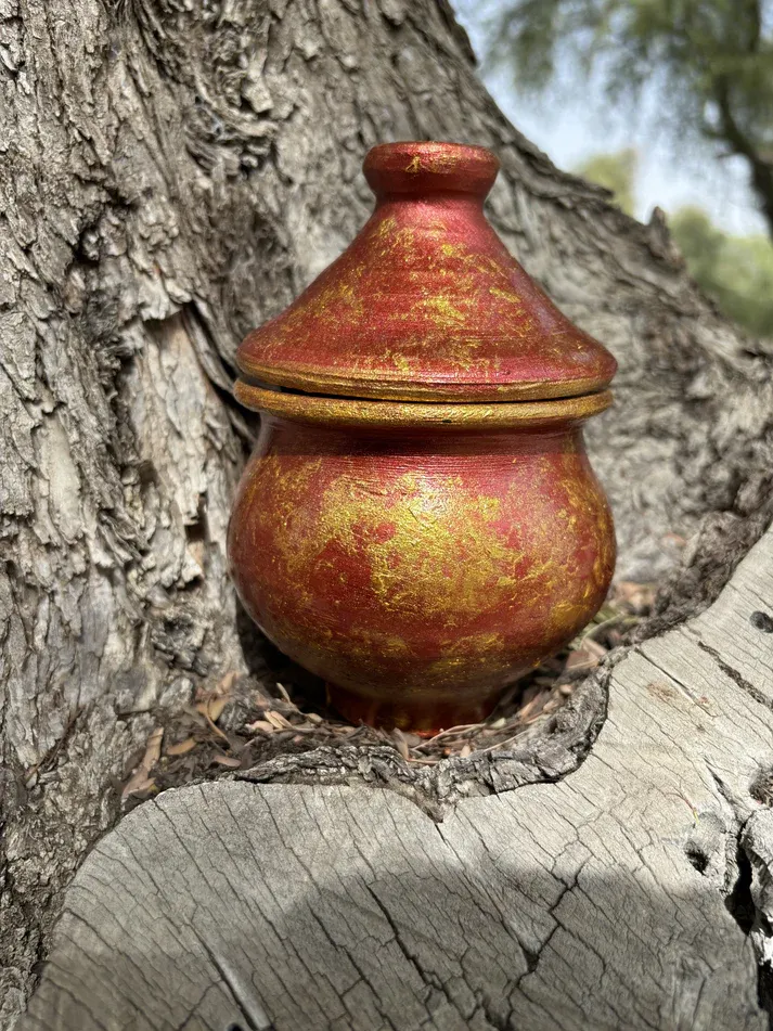 Handpainted Round Clay Pots 6.webp