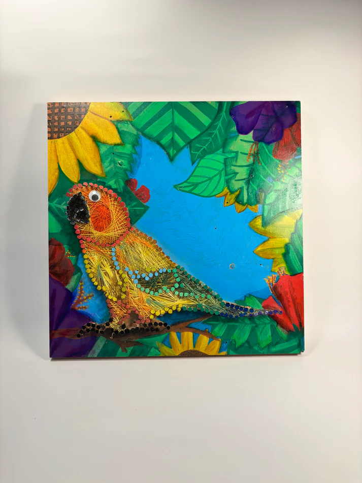Conure Shuffle String Art Piece - Wall Décor