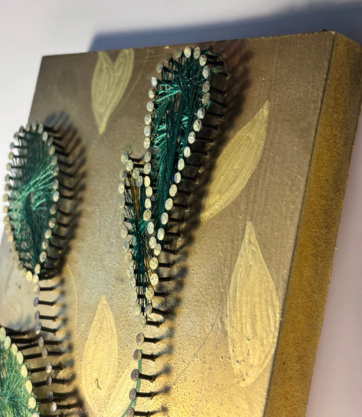 Ivy Panel String Art Piece - Wall Décor